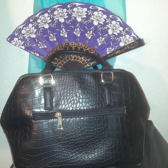 BLACK LEATHER PURSE - Picture 2 of 4